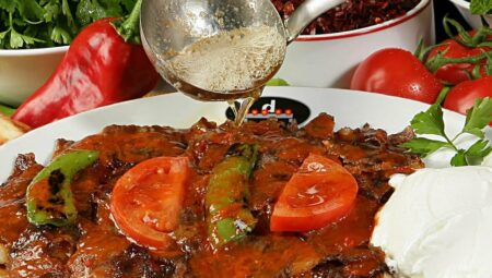 Ev Usulü İskender Kebap Nasıl Yapılır?