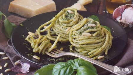 Pesto Soslu Spagetti Nasıl Yapılır?