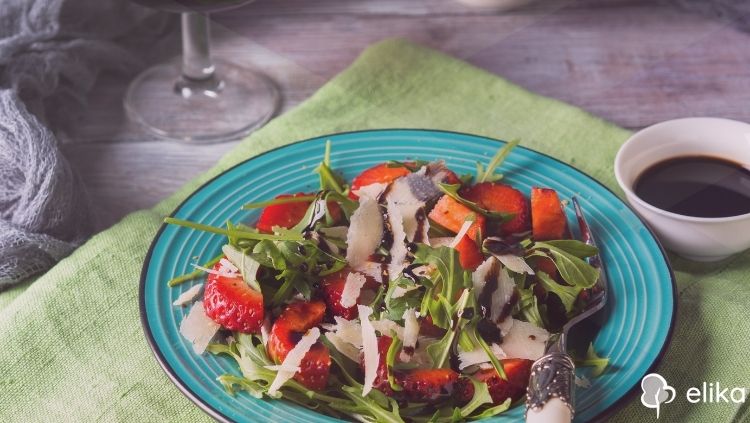 Roka Ve Parmesan Salatası Tarifi